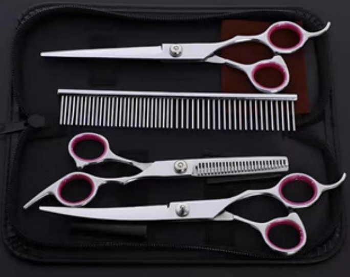 Cắt tỉa lông chó poodle